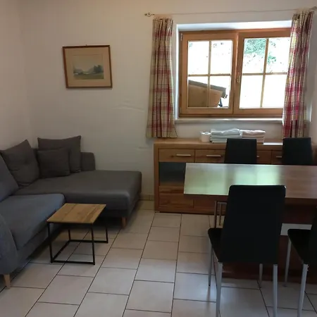 B&B Huber 쉐파우암윌던카이저
