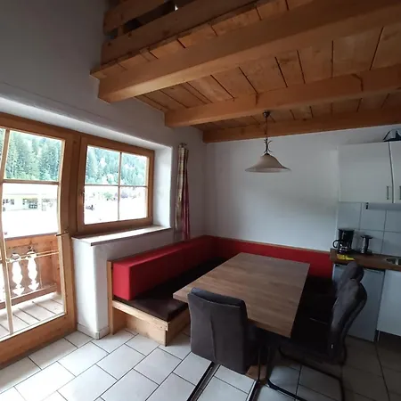 B&B Huber 쉐파우암윌던카이저